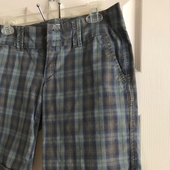 Abercrombie & Fitch Plaid Shorts Size 4 - Picture 2 of 8